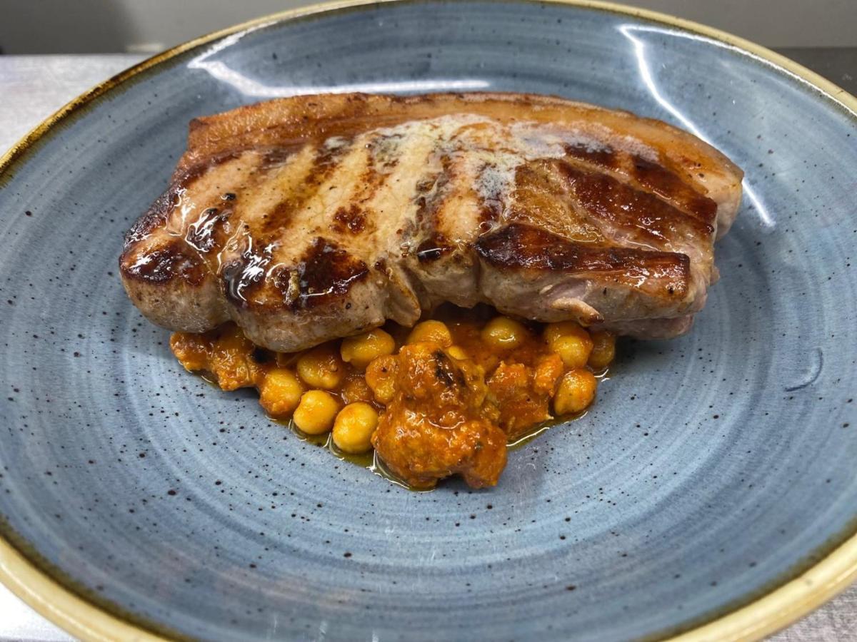 The Gordon Arms Restaurant With Rooms Yarrow 外观 照片